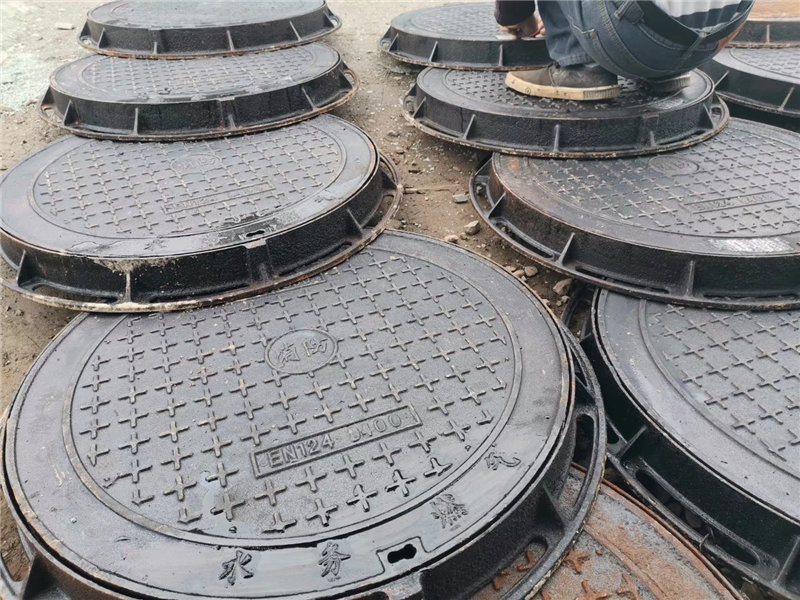 雙層球墨鑄鐵井蓋批發(fā)價格
