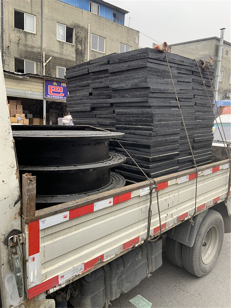 球磨鑄鐵井蓋d400級(jí)噸位